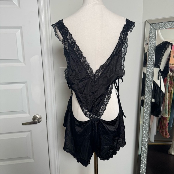 Vintage Black whimsigoth Lace romper grunge fairy L - Picture 4 of 6